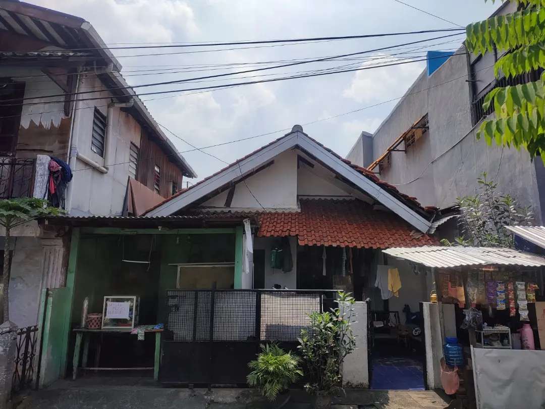 Rumah Lama, Hanya 850 Meter Ke Rsud Tanah Abang