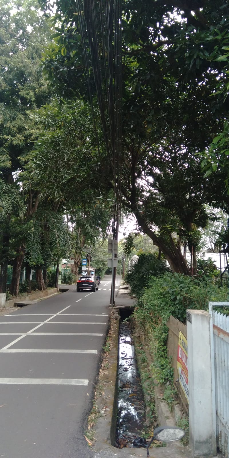 Rumah Tua Hook Pinggir Jalan, 200 Meter Ke Terogong Raya