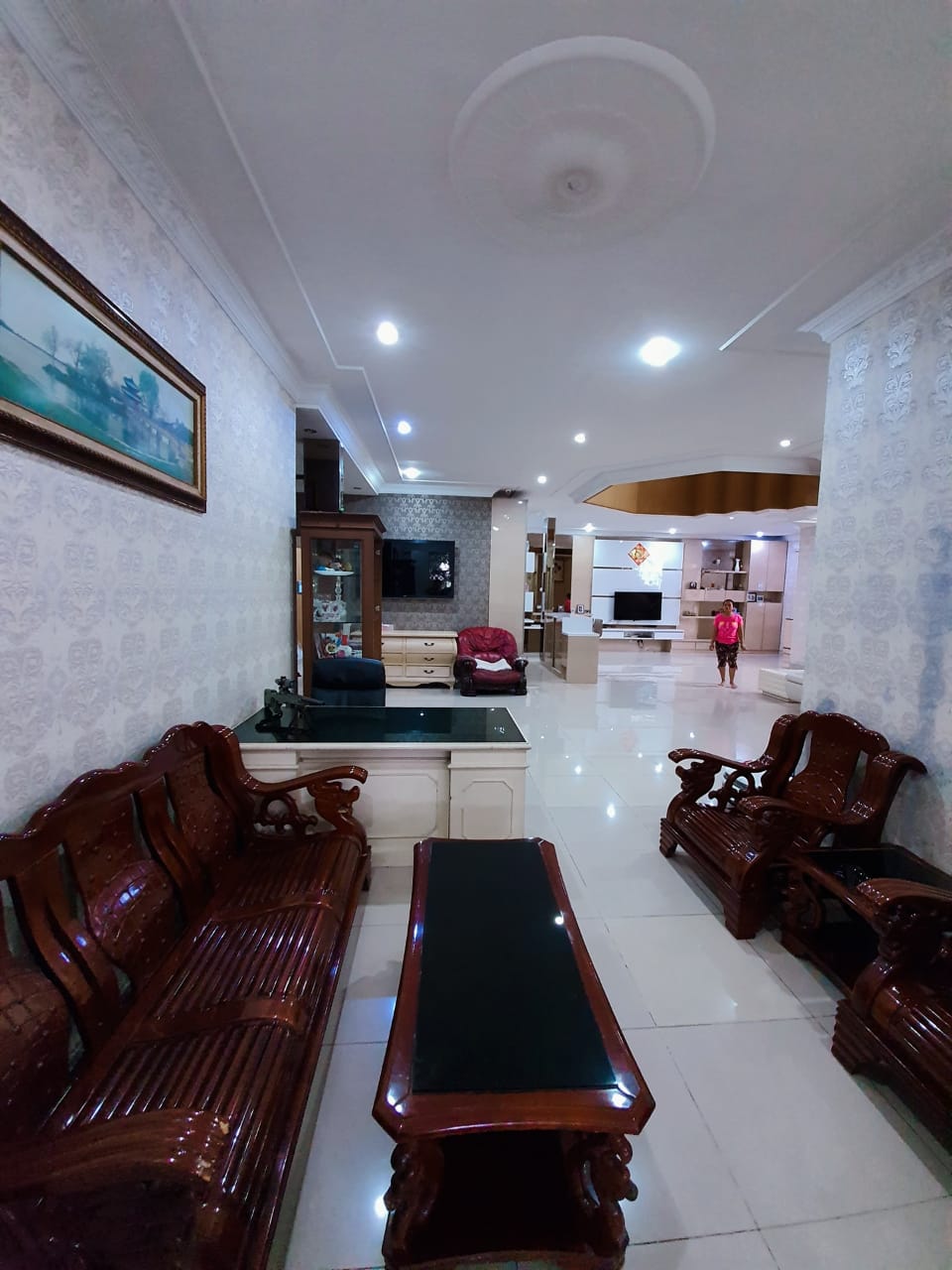 Rumah Hoek Dan Full Furnished Area Jalan Puan, 900 Meter Ke Mall