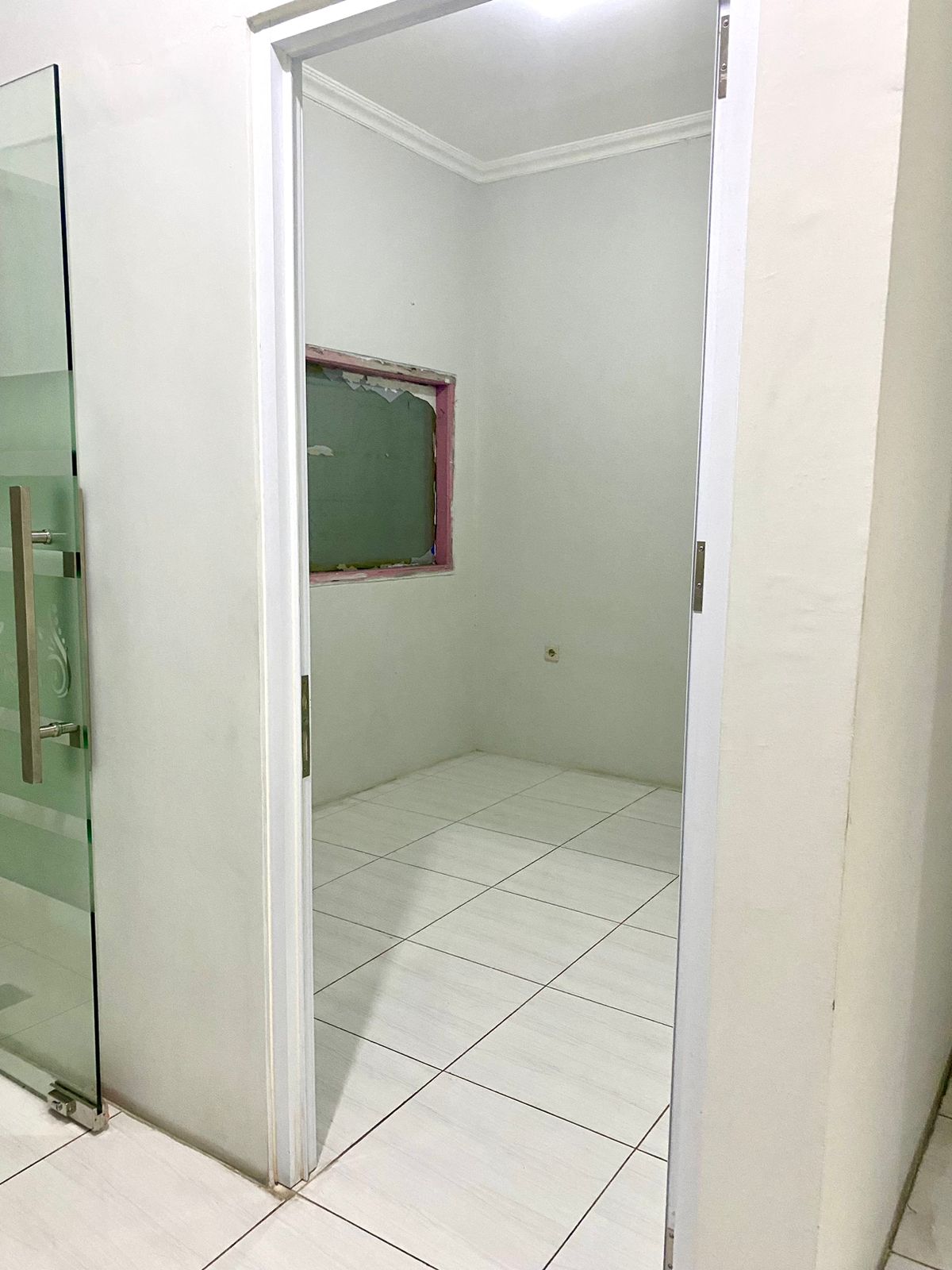 Ruko Minimal 2 Tahun Pinggir Jalan Duri Raya, Full Furnished