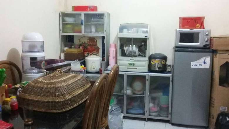 Rumah Siap Huni Akses Mobil, 34 Meter Ke Jalan Veteran Raya