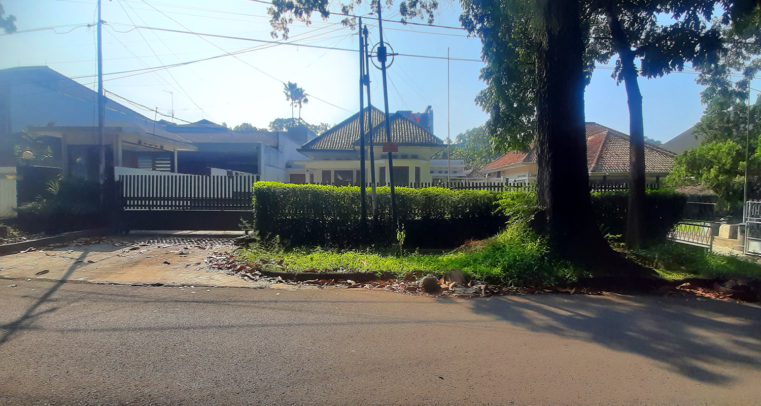 RUMAH KOLONIAL BELANDA TERAWAT DI JL. SURYAKENCANA DAGO BANDUNG