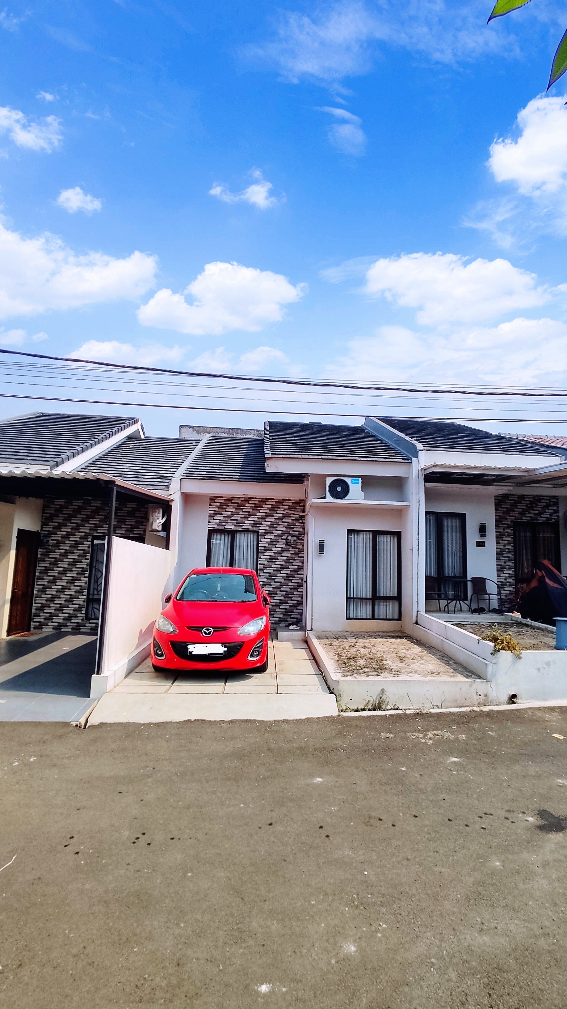 RUMAH SIAP HUNI MINIMALIS MODERN