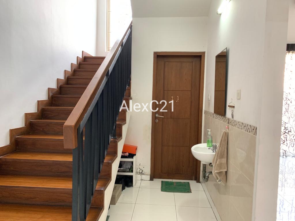 Dijual Rumah di Perum Taman Surya, Pegadungan, Kali Deres