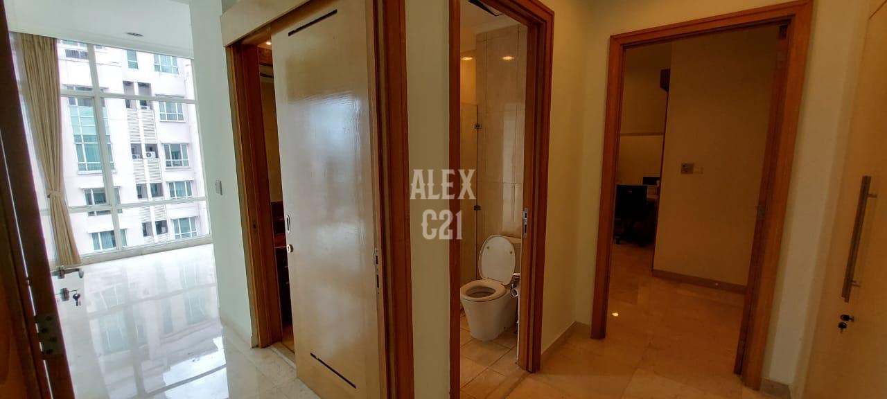Dijual B U Apartemen Senayan Residences