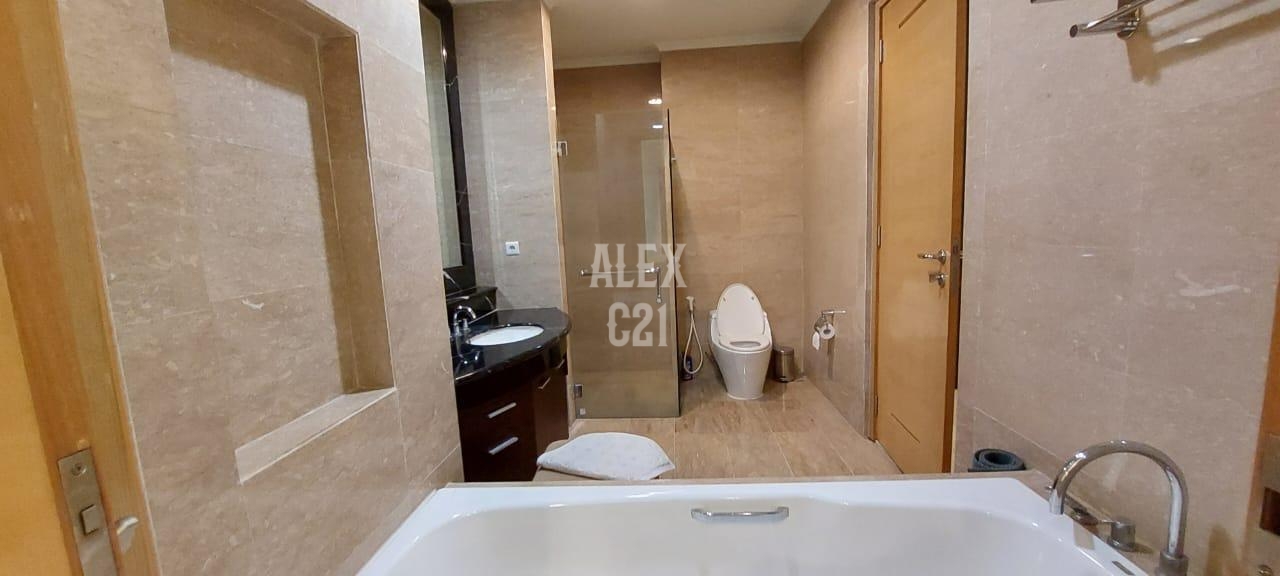 Dijual B U Apartemen Senayan Residences