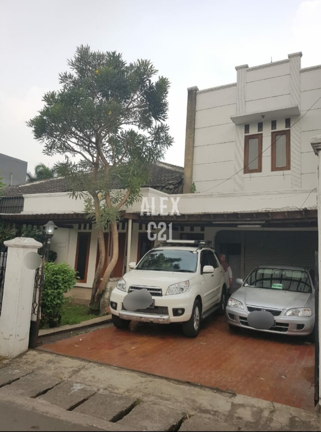 dijual rumah dicipete utara, jakarta selatan