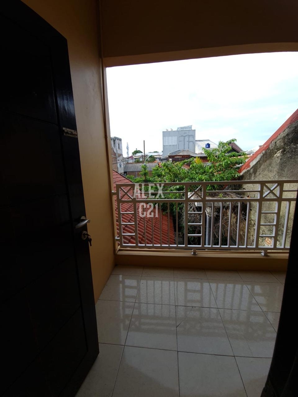 dijual rumah di Jatinegara gang motor, Jakarta Timur