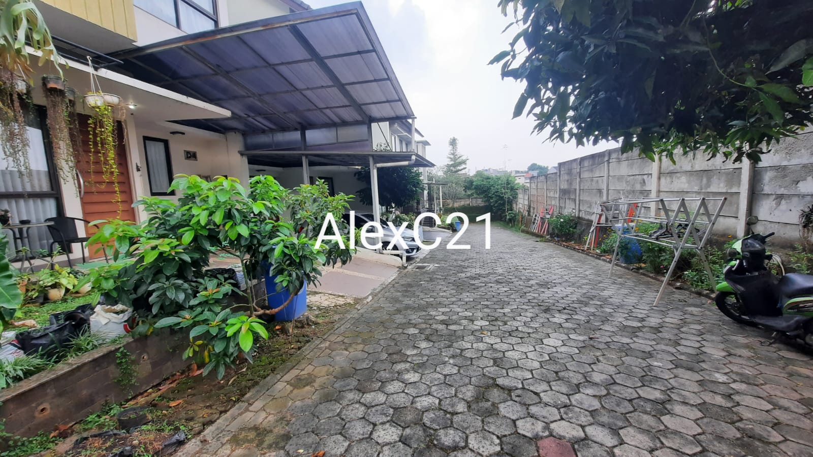 Dijual Rumah Cluster cantik di jl.Kahfi 1, Ciganjur, Jagakarsa,