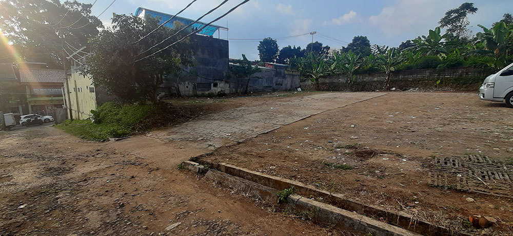 GUDANG HITUNG TANAH DI JALAN IR.H. JUANDA, DAGO-BANDUNG