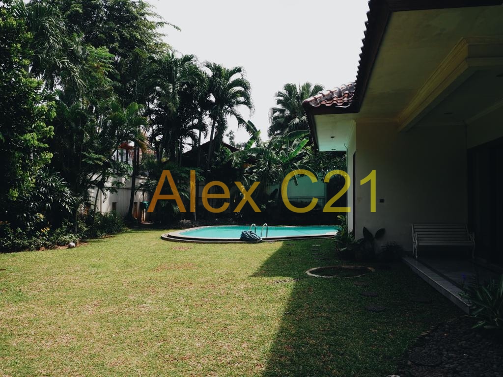 Dijual Rumah Mewah + Swimming pool di Ampera, Cilandak Timur