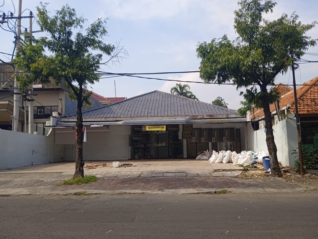 rumah disewakan jalan musi surabaya