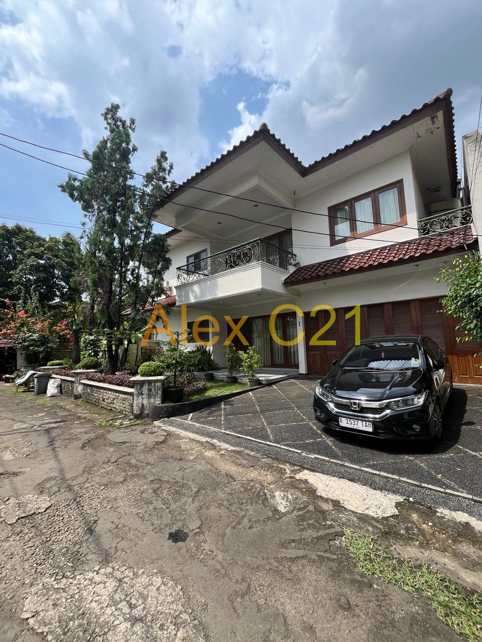 Dijual Rumah Mewah + Swimming pool di Ampera, Cilandak Timur