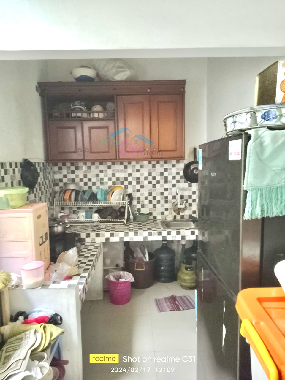 RUMAH DI KOMPLEK AREA JATIBENING BARU PONDOK GEDE