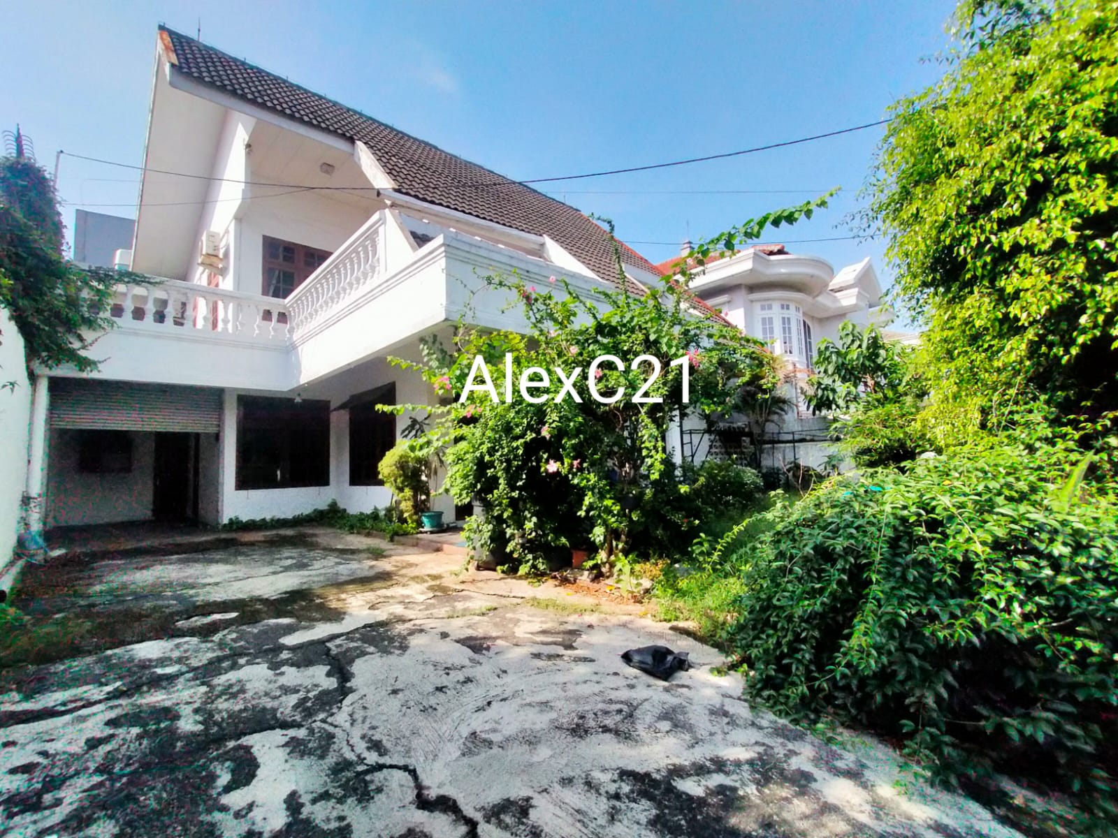 Dijual / Disewa Rumah Siap Huni (bisa utk kantor) Di Area Cipete