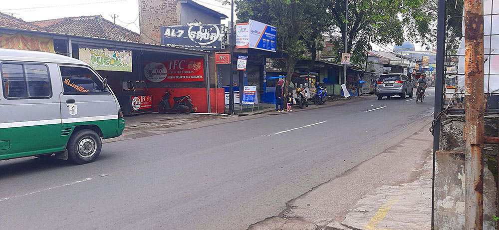 RUMAH HITUNG TANAH DI JALAN MARGACINTA KOTA BANDUNG