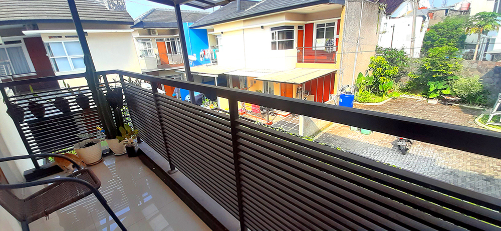 RUMAH MINIMALIS MODERN  SAYAP PADASUKA BANDUNG