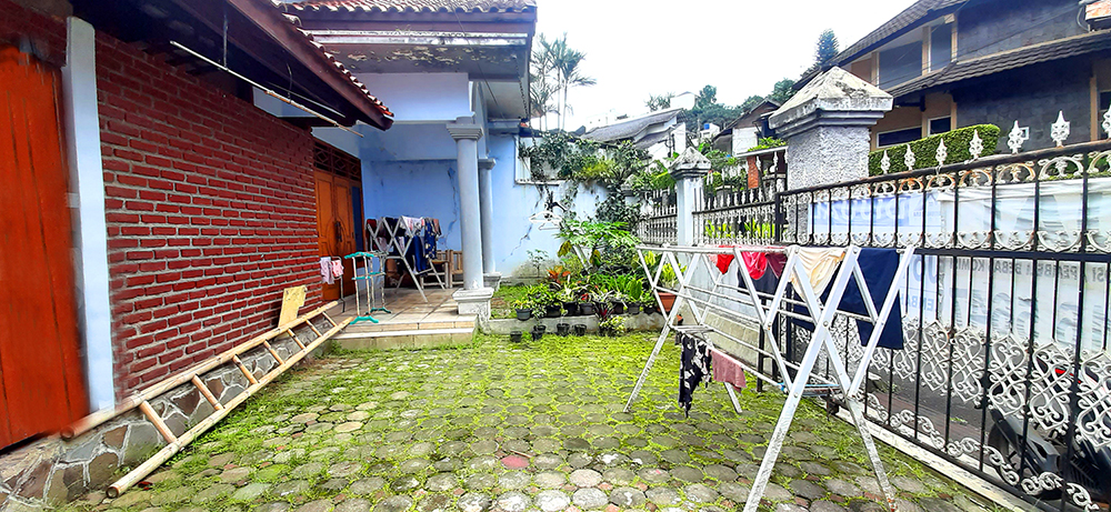 RUMAH DAN KOST-KOSTAN DI TUBAGUS ISMAIL DAGO BANDUNG