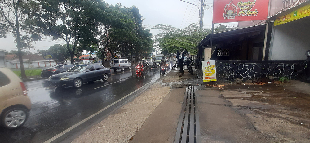 RUKO DUA LANTAI  DI JALAN A.H. NASUTION KOTA BANDUNG