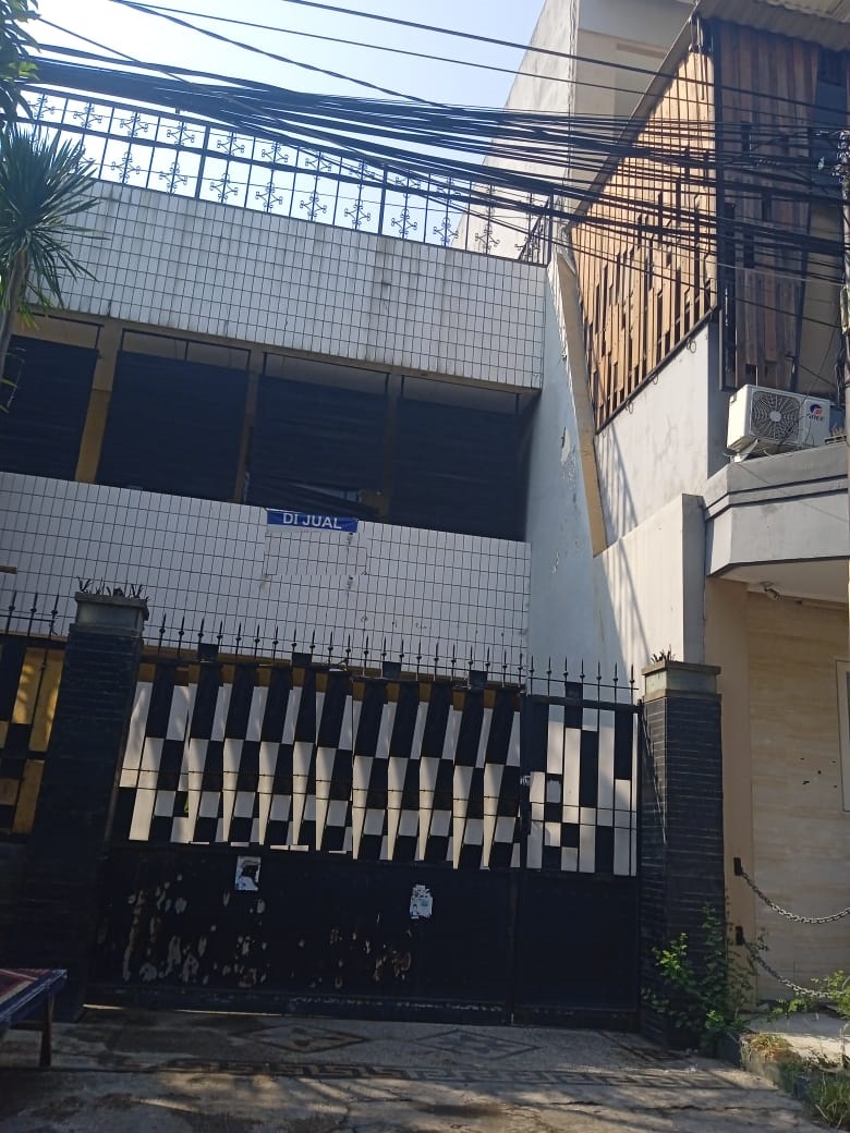 rumah dijual raya dukuh kupang surabaya