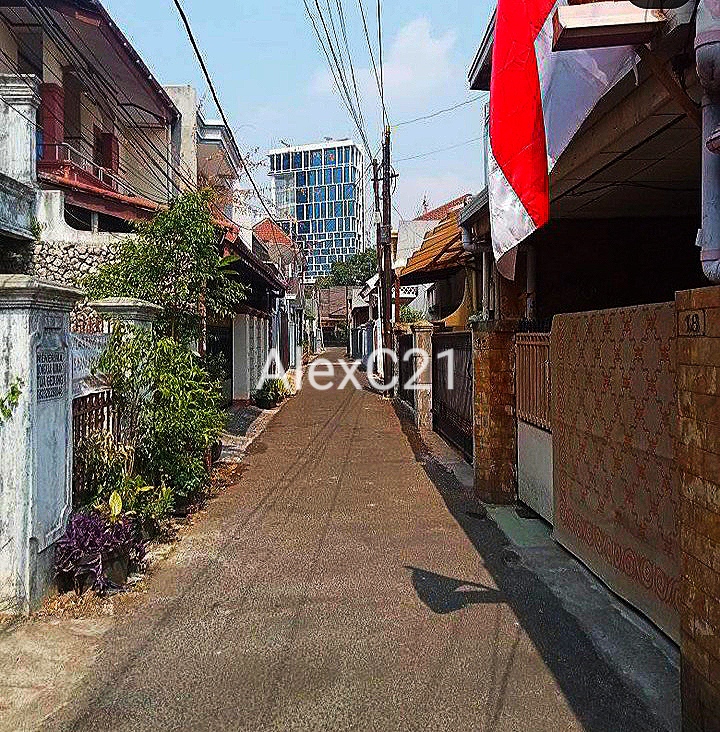 dijual rumah strategis di zona bisnis Tebet, Tebet Barat, Tebet