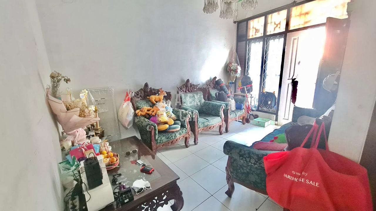 dijual rumah Komplek Taman Meruya Ilir, Meruya Utara, Kembangan