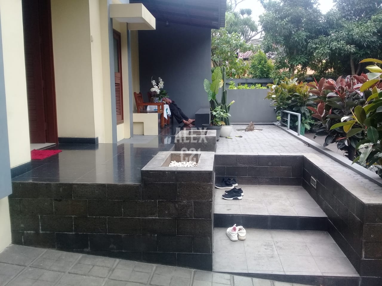 Di jual BU rumah town house pejaten barat