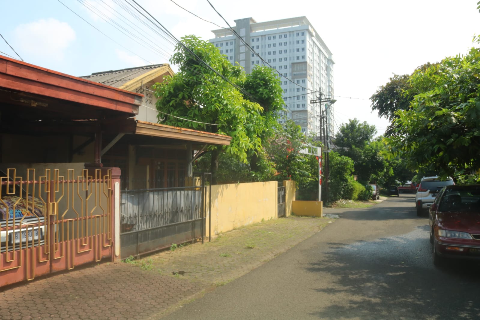 Rumah Strategis Depan Stasiun Mrt Lebak Bulus