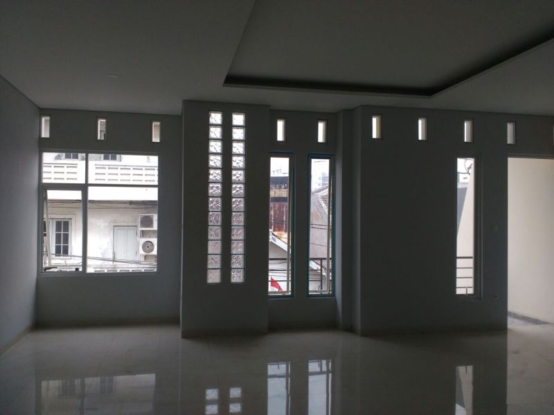 Dijual Rumah 2 Lantai di Petojo Selatan, Jakarta Pusat P0786