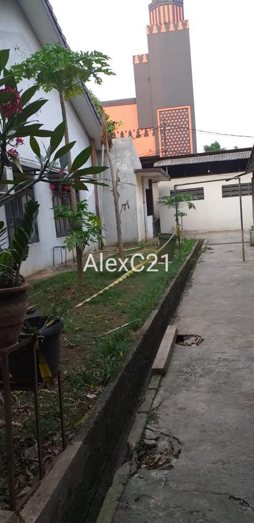 Dijual Aset Rumah Luas + kost dekat Citos Cilandak Barat