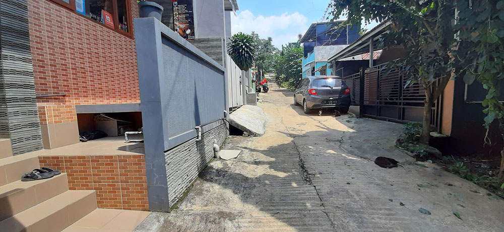 RUMAH CANTIK TERAWAT DI ISLAMIC CENTER JATIHANDAP BANDUNG