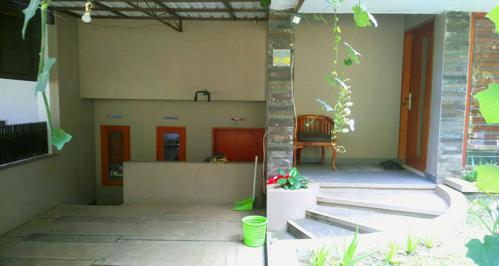 RUMAH DUA LANTAI SEMI FURNISH  DI KAMPUNG PADI DAGO BANDUNG