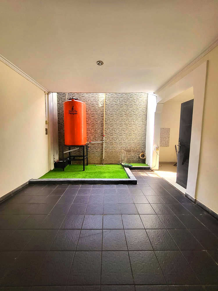 RUMAH MINIMALIS MODERN DUA LANTAI DI DE MARRAKESH BANDUNG