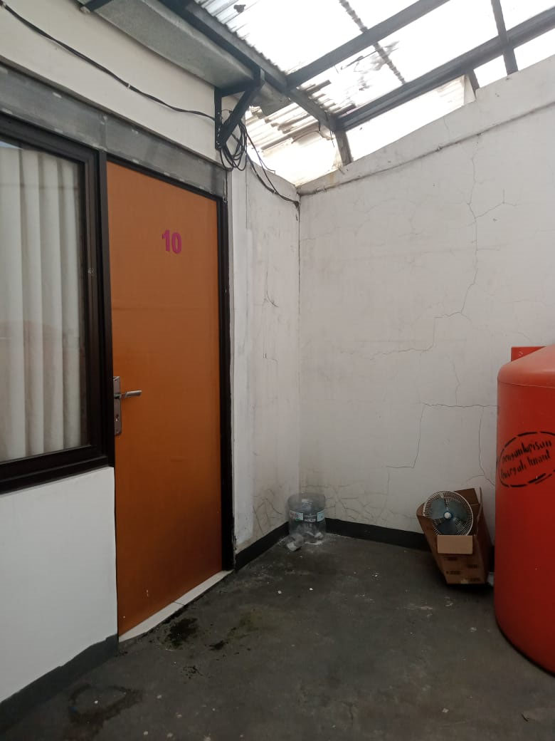 KOST EKSLUSIF 10 KAMAR PENUH TERISI DEKAT STT. TELKOM BANDUNG