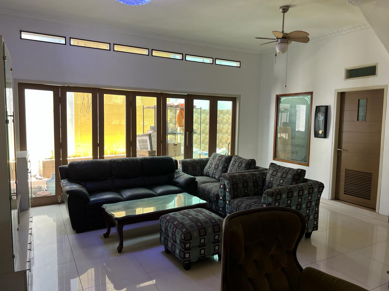 Rumah dijual cepat semi furnished di Buahbatu Regency Bandung