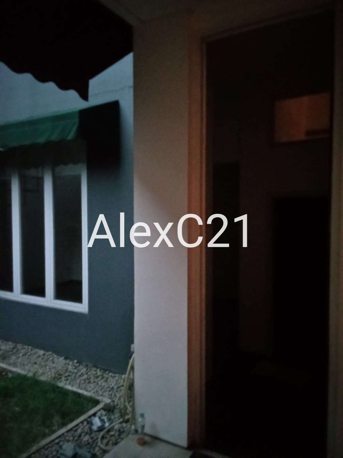 dijual rumah baru cipedak jagakarsa. Jakarta Selatan