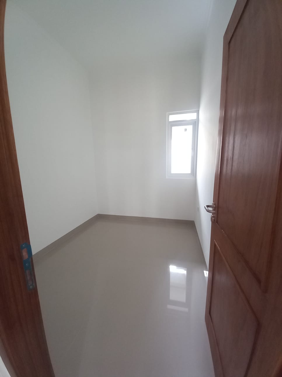 Dijual rumah indent 500jutaan jarang ada di Cisaranten Kulon