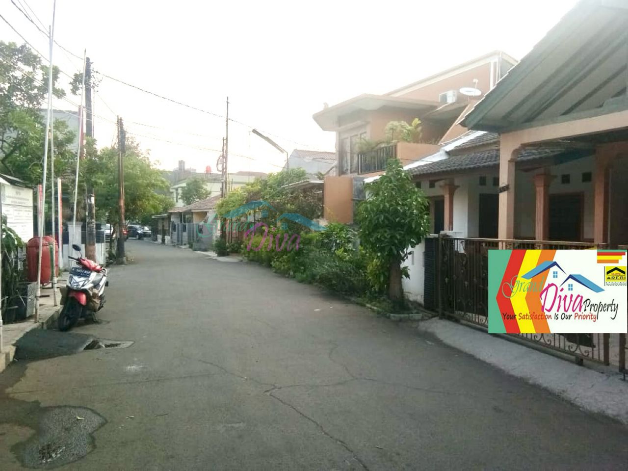 RUMAH DI PULO SIRIH UTAMA RAYA PEKAYON JAYA