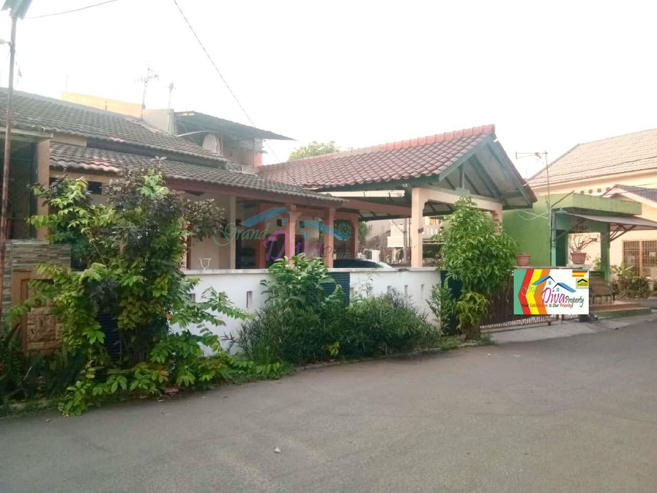 RUMAH DI PULO SIRIH UTAMA RAYA PEKAYON JAYA