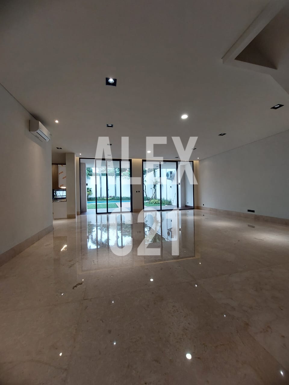 Dijual Brand New House di Kemang Jakarta Selatan