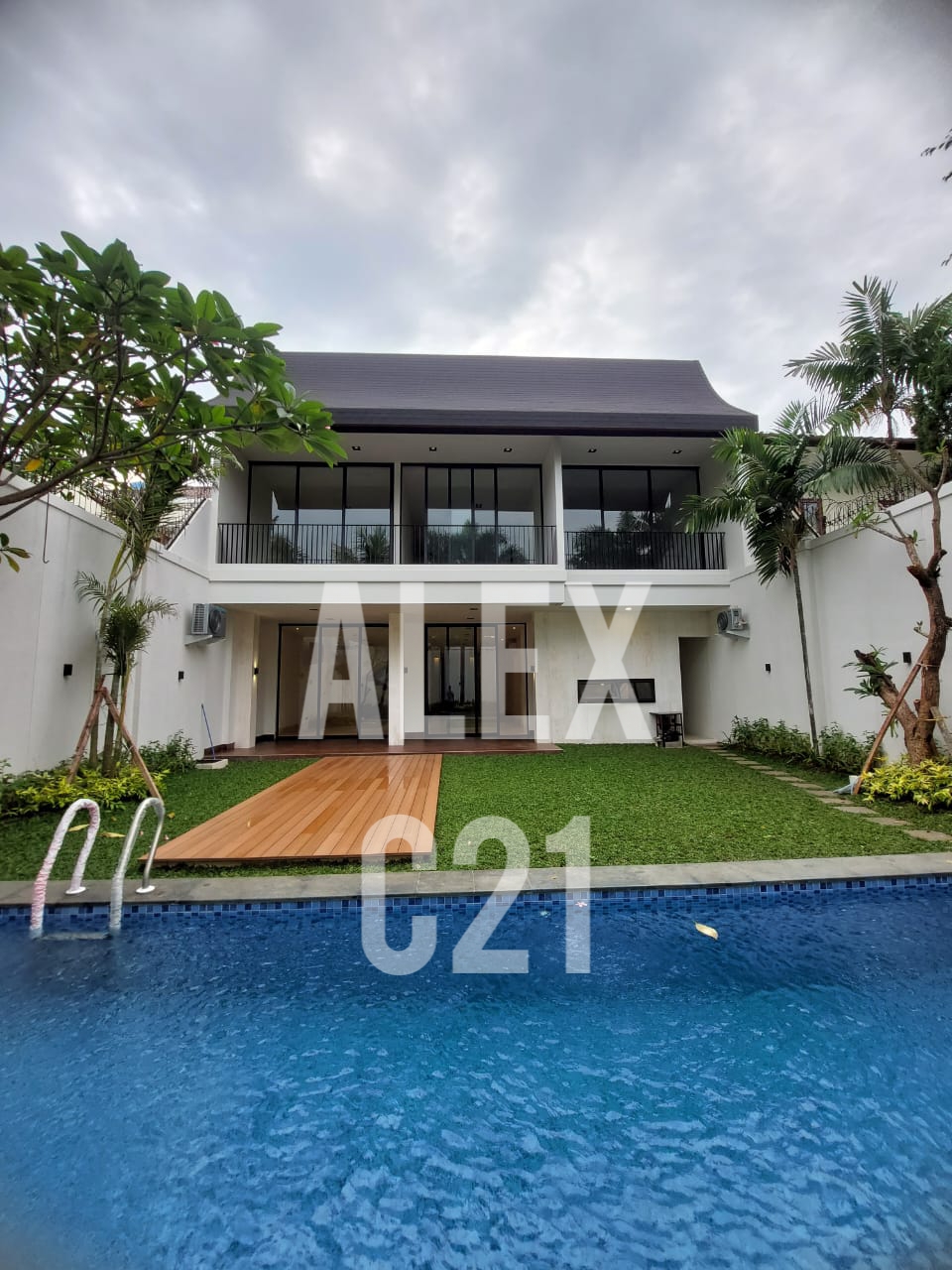 Dijual Brand New House di Kemang Jakarta Selatan