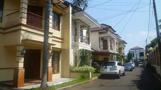 Dijual Rumah B U Di Pejaten, Jakarta Selatan