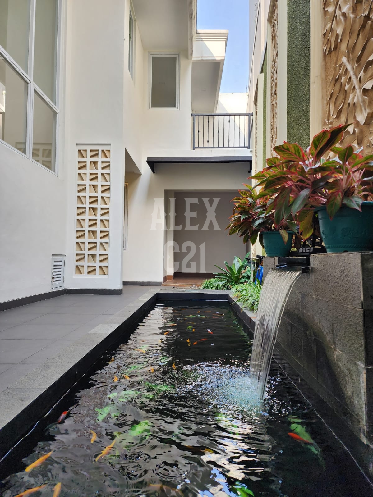 Dijual rumah baru Luxurious Classic House Di tebet, Jaksel