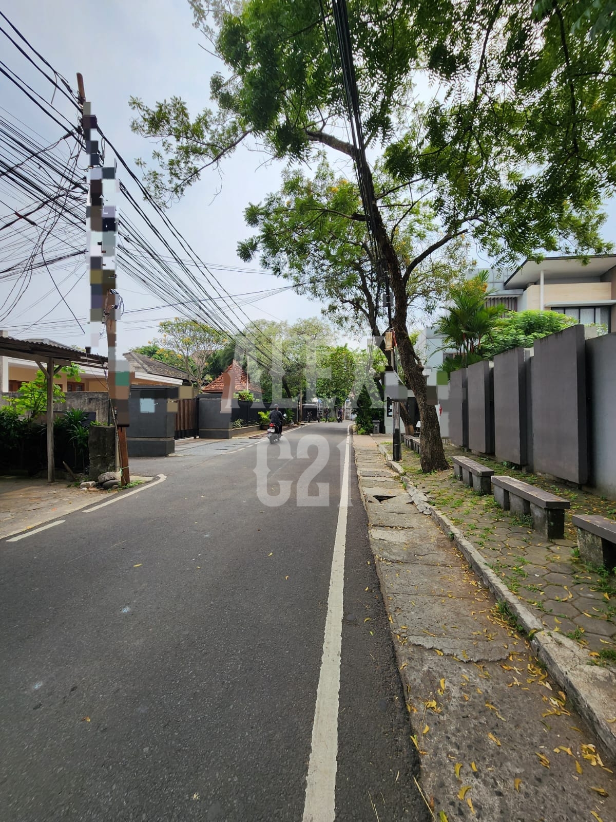 Dijual Rumah lama lebak bulus - Jakarta selatan