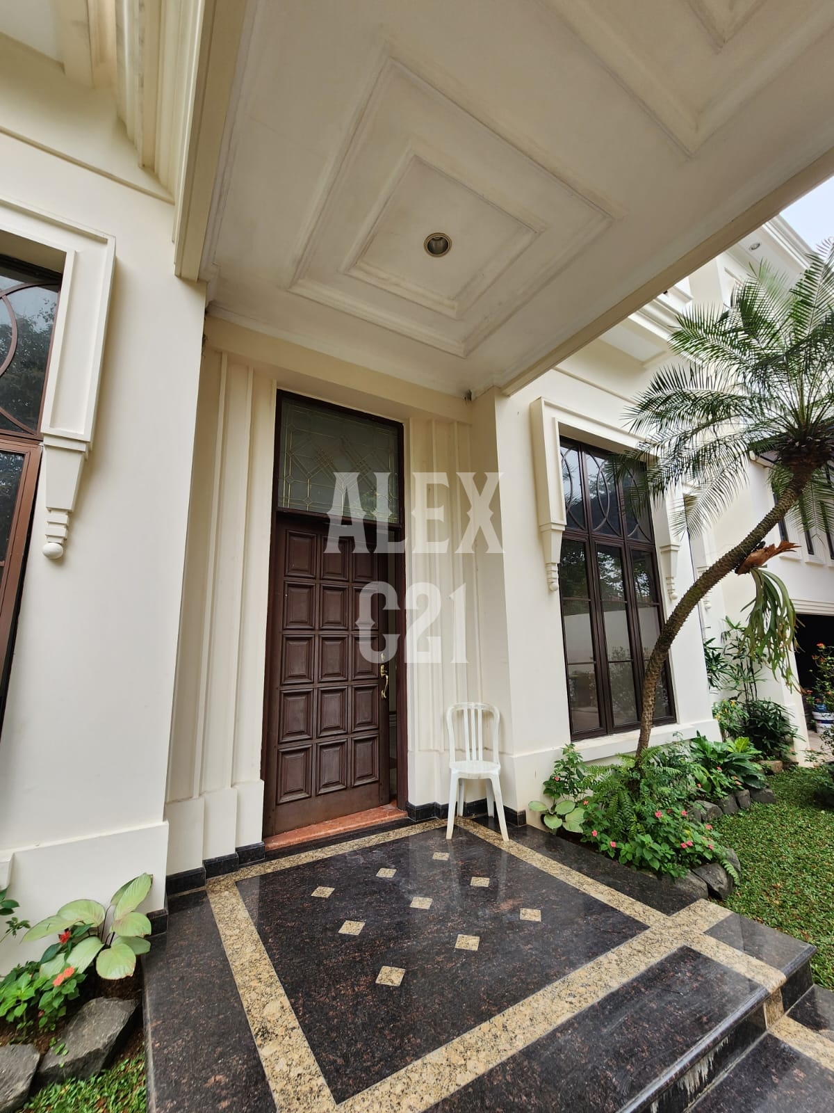 Dijual rumah di lebak bulus - Jakarta selatan