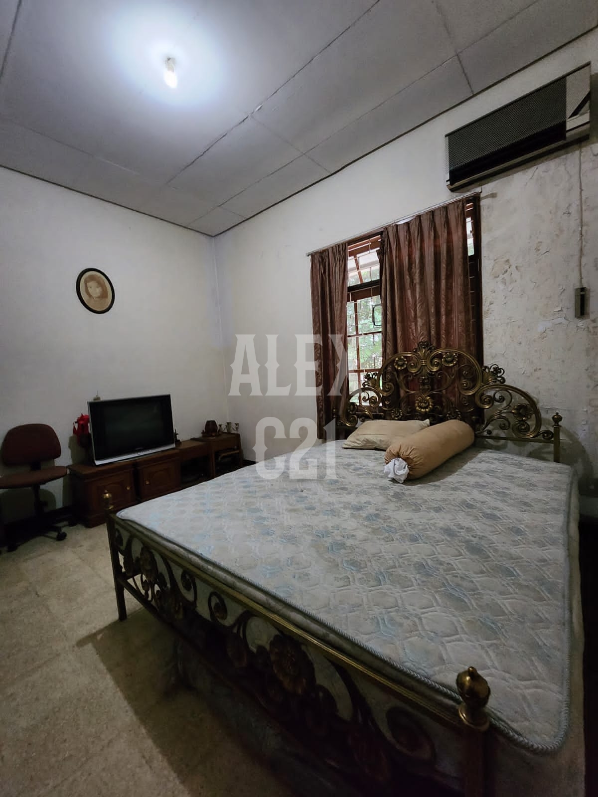 Dijual Rumah lama lebak bulus - Jakarta selatan