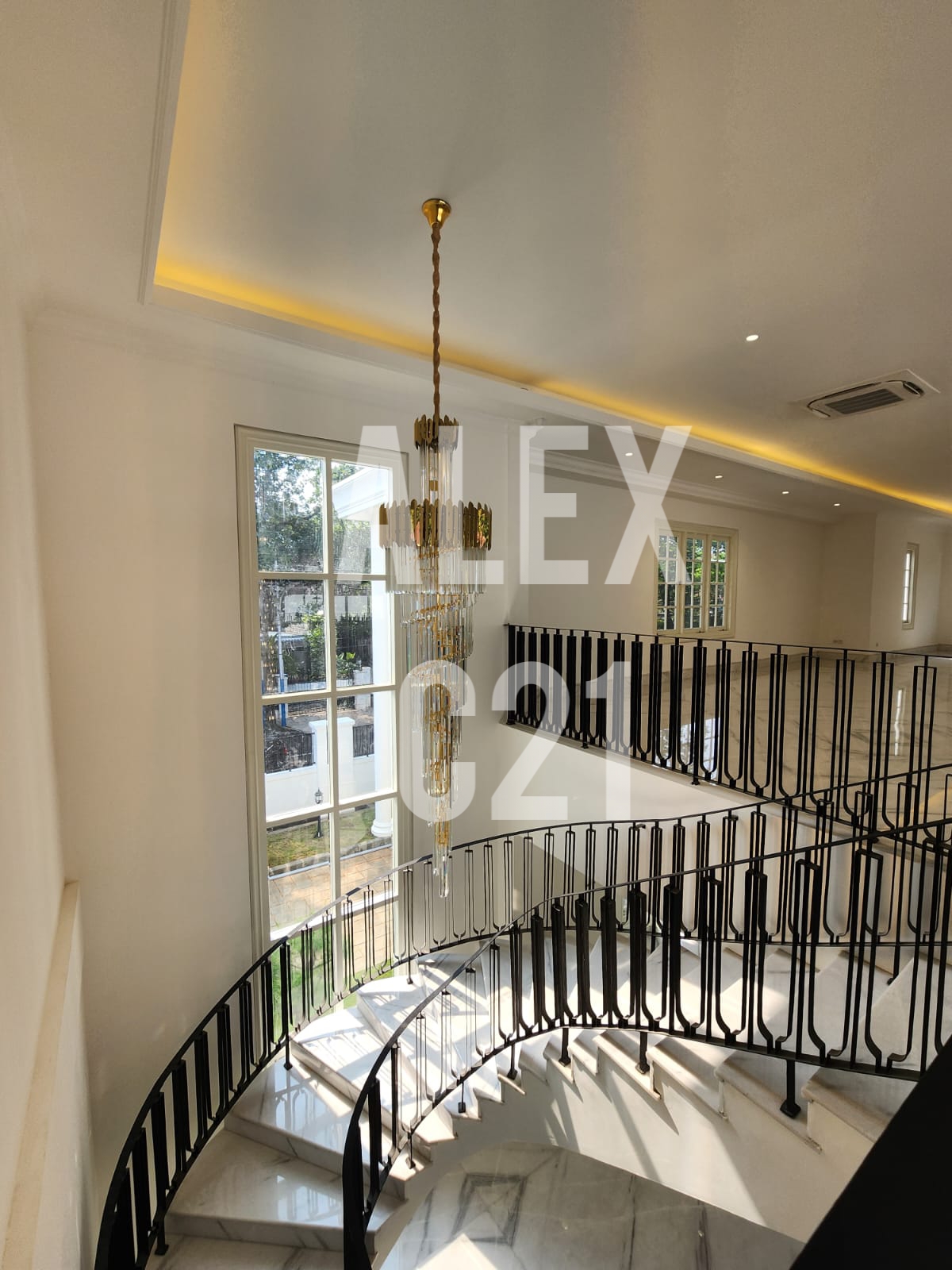 For Sale Luxurious Modern Classic Brand New  House di Menteng