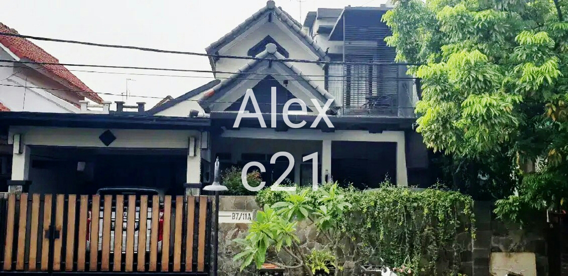 Rumah Dijual 2 Lantai Siap Huni di Graha Raya