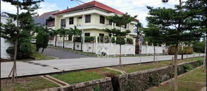 Dijual Rumah Megah Harga NJOP Puri Cinere Depok