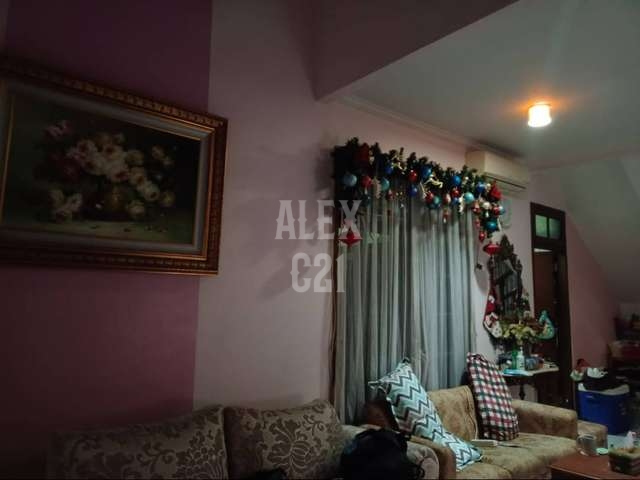 Dijual Rumah Asri Cinere Depok